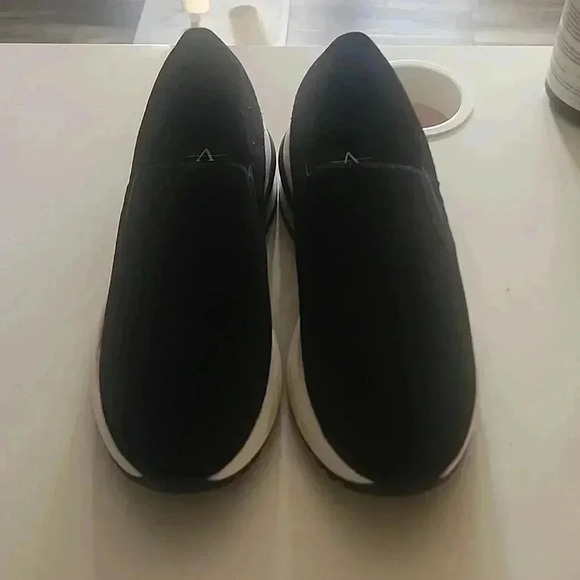 AQUATALIA LEOLA SNEAKERS SIZE 6 - Picture 2 of 5
